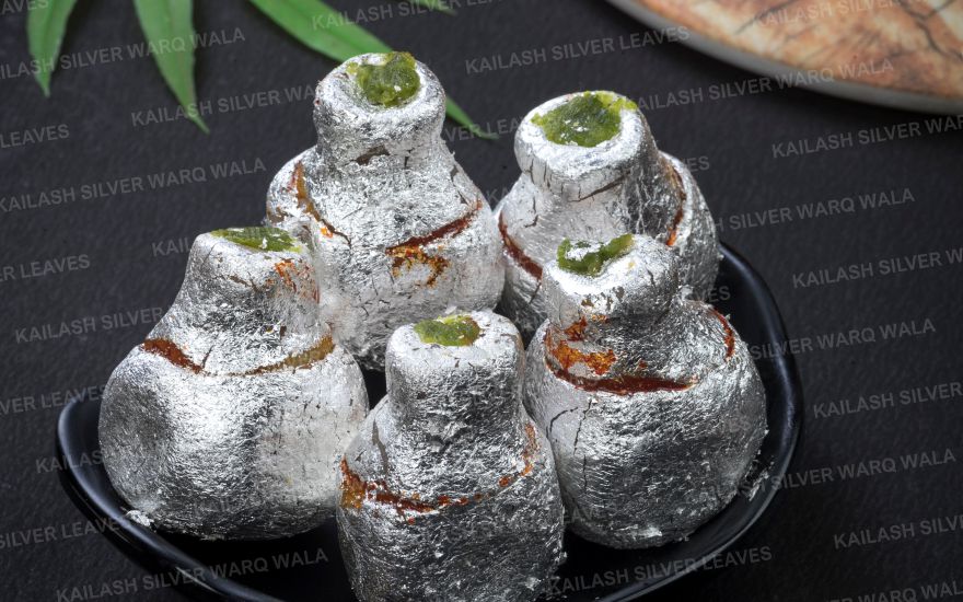 Showcase KAILASH SILVERLEAVES